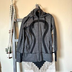 LULULEMON Women’s Size 6 Hooded Scuba Jacket